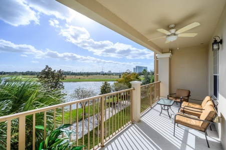 Private Balcony with Lakeview