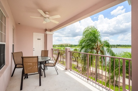 Private Balcony with Lakeview