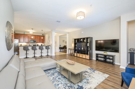 Living/Kitchen