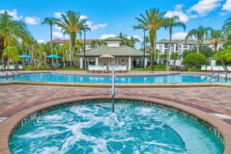 2nd Isles Pool and Hot Tub Area