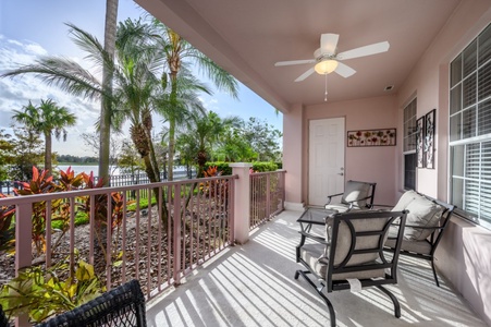 Private Balcony with Lakeview