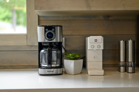 K-cup and drip coffee pot available