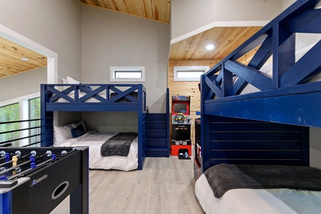 Upstairs bunk/game room loft (sleeps 6)
