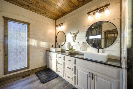 Master Bathroom #4