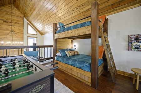 Upstairs bunk/game room loft (sleeps 4)