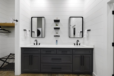 Double vanity in master bathroom