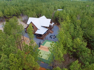 Knotty Pines Lodge
