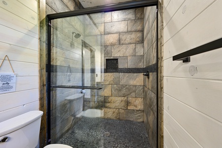 "Fireball" ensuite bathroom