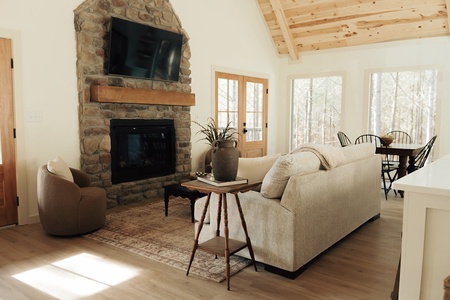 Gas-burning fireplace with Smart HDTV in the living room