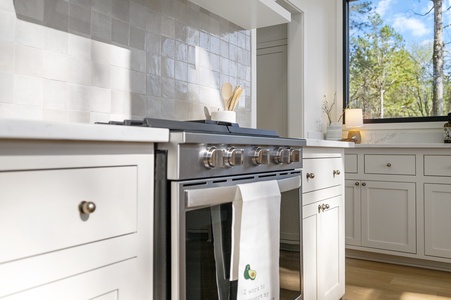 Gas stove top in the open kitchen