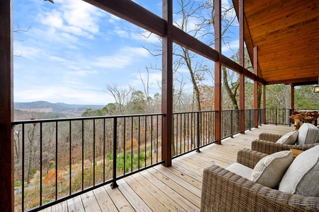 Stunning mountain views from the front porch