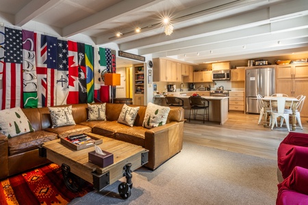 Chalet 21 living