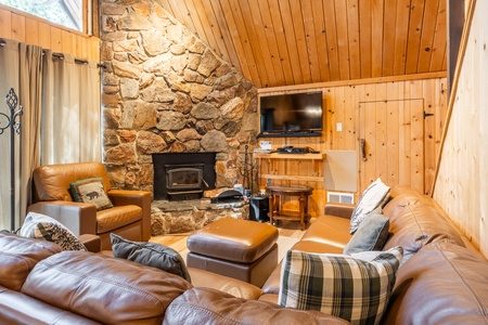 Chalet 23 living