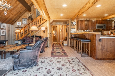 Chalet 9 kitchen living