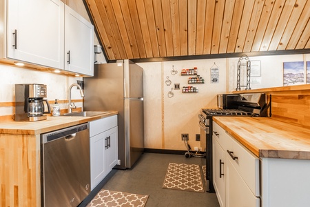 18-Kitchen