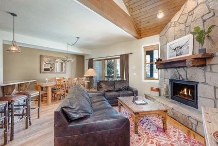 Canyon Crossing 2153
