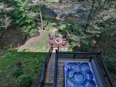 River Spirit on Mountaintowm CreeK!