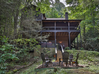 Fire Pit steps from water