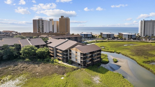 Mariners Cove sits along Shore Drive and is just across the street from the Beach!