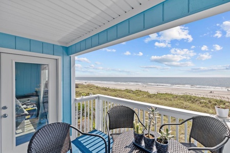 You can't get any closer to the Ocean from this Balcony