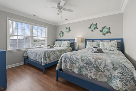 5th Bedroom: 2 Double beds, 3rd floor