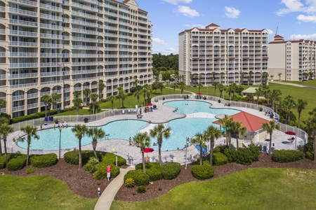 Enjoy access to the lovely Barefoot Resort Pool