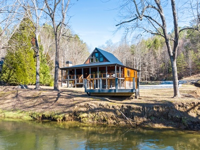 Whispering River Retreat