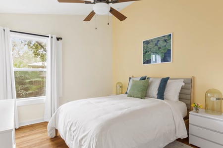 Bedroom 2 | First Floor | Queen | Flatscreen TV | Ensuite Bathroom