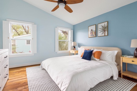 Bedroom 1 | First Floor | King Bed | Flatscreen TV | Ensuite Bathroom