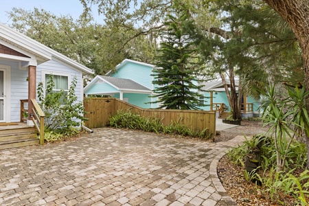 Pathway between homes