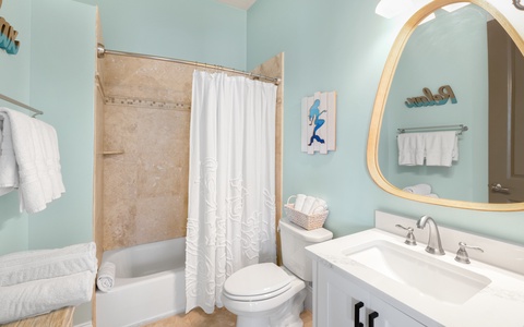 Private bath with a tub-shower combo