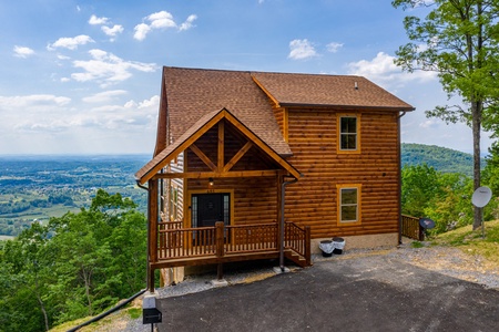 4 States View, a 2 bedroom cabin rental located in Pigeon Forge