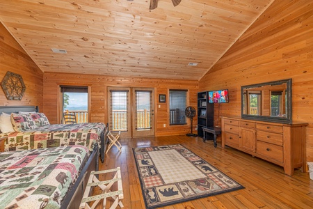 Double bedroom amenities at Sky View, A 4 bedroom cabin rental in Pigeon Forge