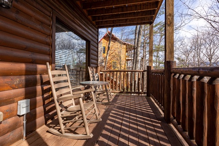 at bear pause cabin a 3 bedroom cabin rental located in gatlinburg