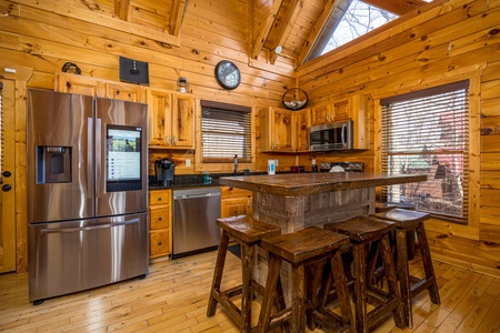 at bear pause cabin a 3 bedroom cabin rental located in gatlinburg