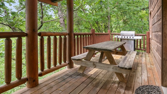 at tranquility a 2 bedroom cabin rental located in gatlinburg