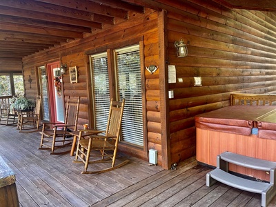 Hot tub at Hidden Joy, a 1 bedroom cabin rental located in Gatlinburg