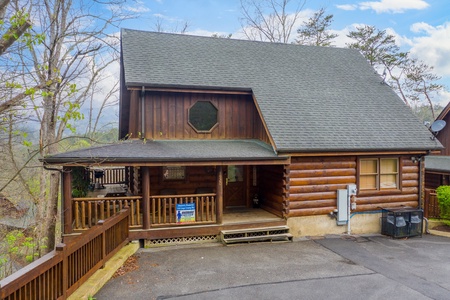 at Absolutely Wonderful, a 2 bedroom cabin rental located in Pigeon Forge