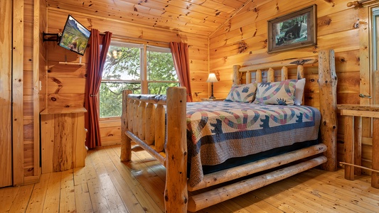 at tranquility a 2 bedroom cabin rental located in gatlinburg