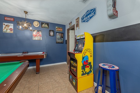 Arcade game at Bearing Views, a 3 bedroom cabin rental located in Pigeon Forge