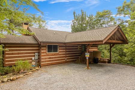 Parking area and front of the cabin at Cubs' Crib, a 3 bedroom cabin rental located in Gatlinburg