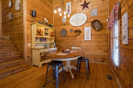 Dining table at Sunny Side Up, a 2 bedroom cabin rental located in Gatlinburg