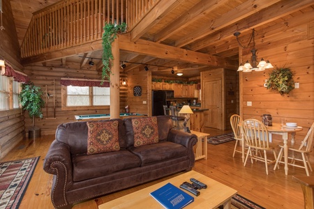 Leather sofa at Hanky Panky, a 1-bedroom cabin rental located in Pigeon Forge