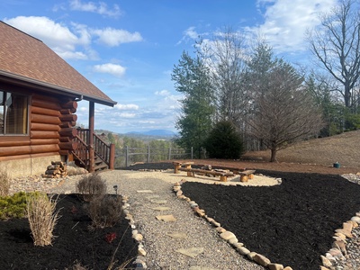 at god's country a 4 bedroom cabin rental located in pigeon forge