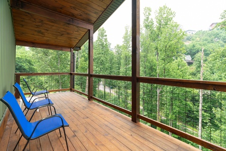 at the bear observatory a 2 bedroom cabin rental located in gatlinburg