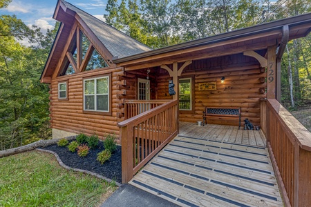 Front entrance ramp at Gar Bear's Hideaway, a Pigeon Forge cabin rental