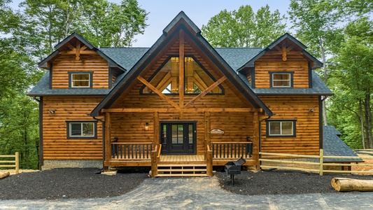 at swish splash lodge a 4 bedroom cabin rental located in gatlinburg