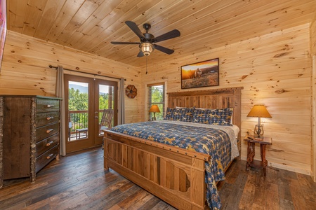 Additional bedroom at Twin Peaks, a 5 bedroom cabin rental located in Gatlinburg