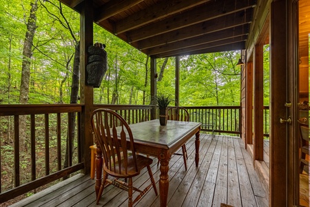 Deck table at Lazy Bear Lodge