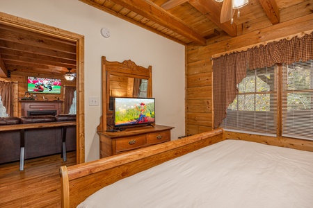 Flat Screen in Bedroom at Tammy's Place At Baskins Creek